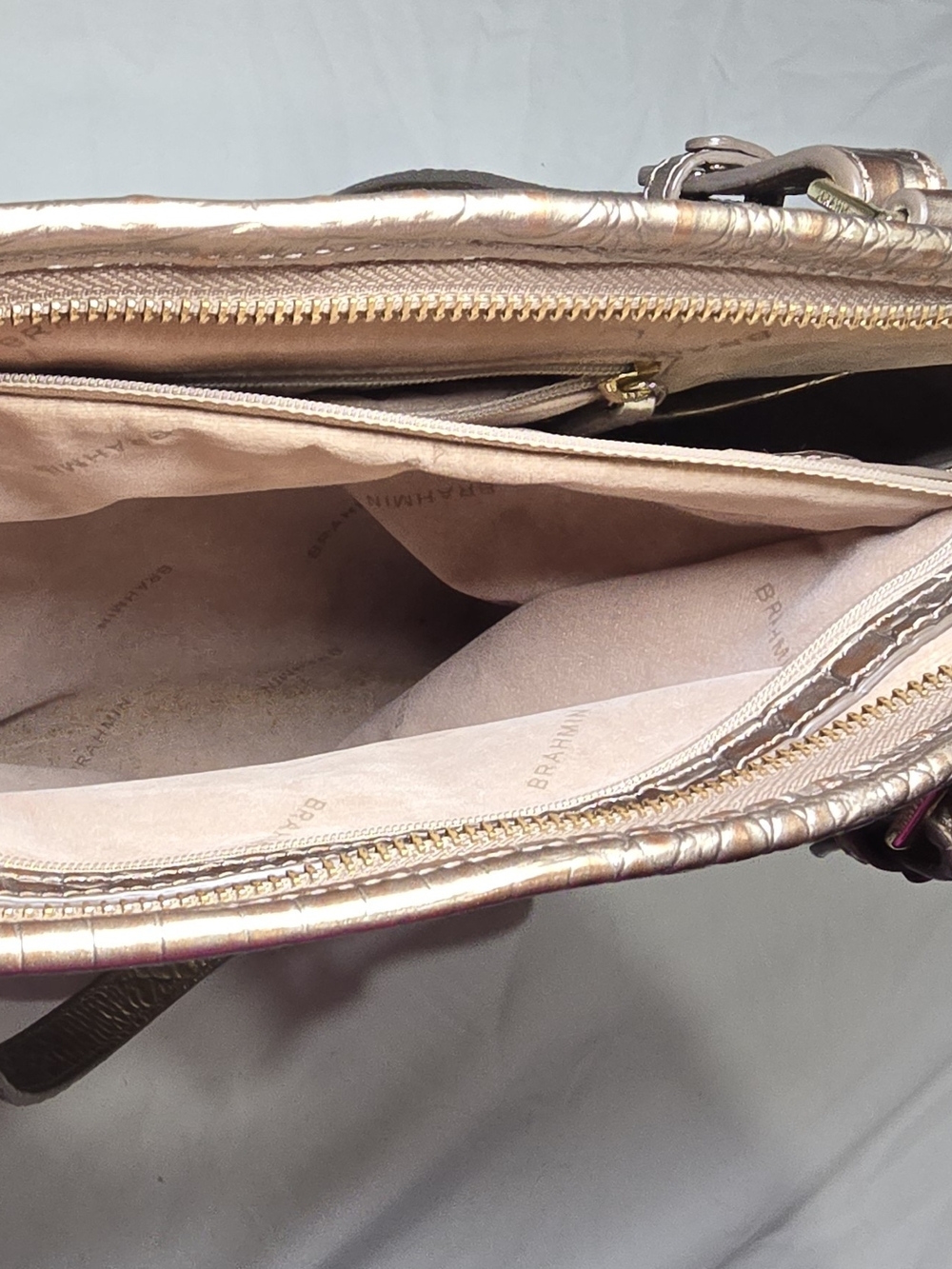 Brahmin Metallic Bronze Gold Croc Embossed Leather Large Tote Bag Tassel Charm - Picture 12 of 12